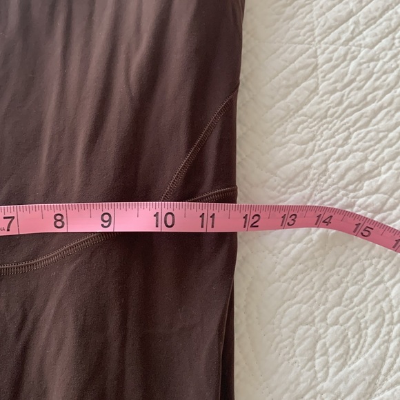 Lululemon 🍋 - Picture 5 of 9